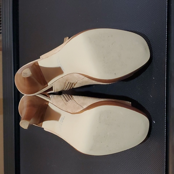 Peep toe suede booties - Picture 5 of 7